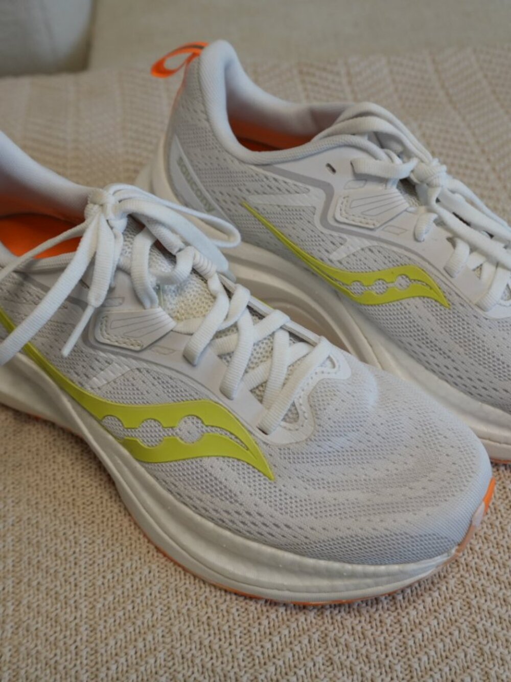 Saucony Tempus 2